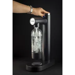 Saturator do wody Wessper S1 Sodamaker czarny w zestawie z 4 syropami SodaStream