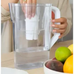 Dzbanek filtrujący Wessper D3 Slim 2,7 l biały z filtrem Aquaclassic w zestawie z 2 filtrami
