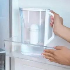 Dzbanek filtrujący Wessper D3 Slim 2,7 l biały z filtrem Aquaclassic w zestawie z 2 filtrami