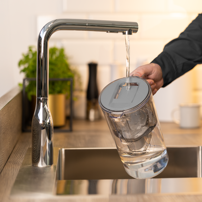 Dzbanek filtrujący Wessper D1 Solid Aquamax 2,8 l szary z filtrem Aquamax Dzbanek filtrujący Wessper D1 Solid Aquamax 2,8 l szary z filtrem Aquamax