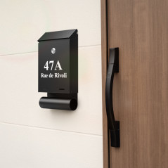 Skrzynka na listy 32,3×18,5×5cm czarna Sillar z personalizowanym nadrukiem adresu