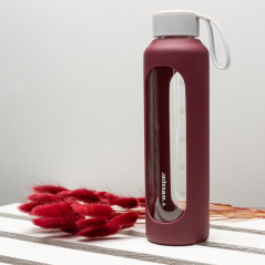 Szklana butelka na wodę 0,5 l Wessper B1 Borosilicate Ruby – szczelna, bez BPA, z miarką