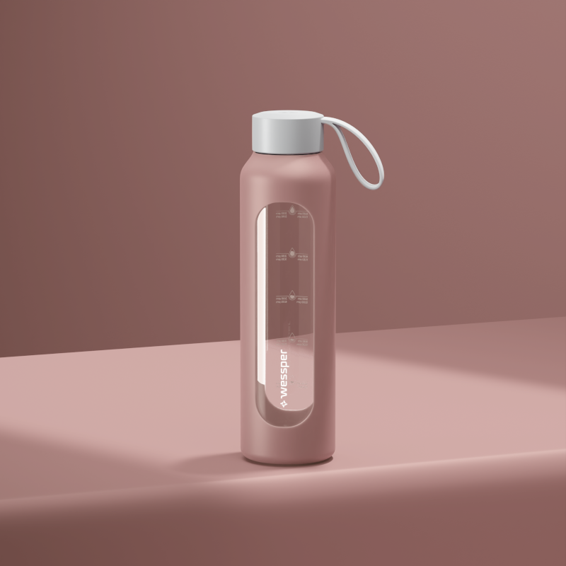 Szklana butelka na wodę 0,5 l Wessper B1 Borosilicate w zestawie z etui silikonowym Dusty Rose – szczelna, bez BPA, z miarką Szklana butelka na wodę 0,5 l Wessper B1 Borosilicate w zestawie z etui silikonowym Dusty Rose – szczelna, bez BPA, z miarką