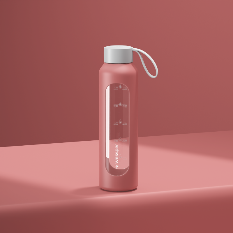 Szklana butelka na wodę 0,5 l Wessper B1 Borosilicate w zestawie z etui silikonowym Coral – szczelna, bez BPA, z miarką Szklana butelka na wodę 0,5 l Wessper B1 Borosilicate w zestawie z etui silikonowym Coral – szczelna, bez BPA, z miarką