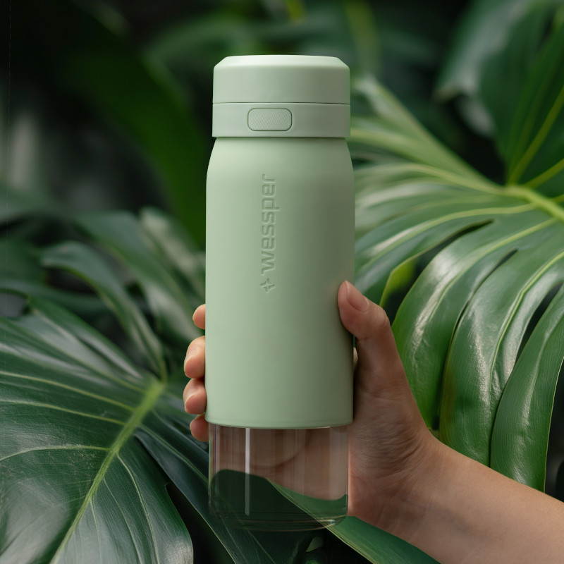 Butelka filtrująca Wessper B2 GLASS Actitex™ 0,7 l – Miętowa Butelka filtrująca Wessper B2 GLASS Actitex™ 0,7 l – Miętowa