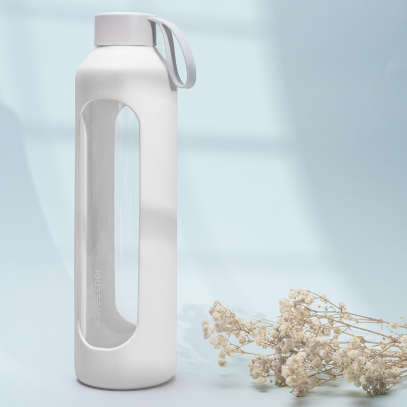 Szklana butelka na wodę 1 l Wessper B1 Borosilicate White – szczelna, bez BPA, z miarką Szklana butelka na wodę 1 l Wessper B1 Borosilicate White – szczelna, bez BPA, z miarką