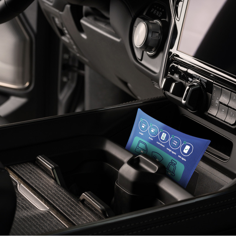 Pochłaniacz wilgoci Aquafloow do samochodu, wielokrotnego użytku 200 g Pochłaniacz wilgoci Aquafloow do samochodu, wielokrotnego użytku 200 g