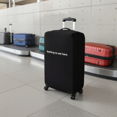 Pokrowiec na walizkę Sillar czarny z napisem "Nothing to see here", rozmiar L