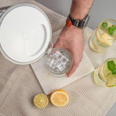 Dzbanek filtrujący Aquafloow J-Maxi biały 2,5 l