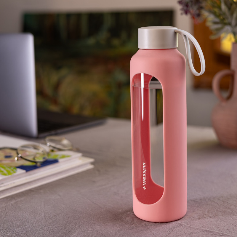 Szklana butelka na wodę 0,5 l Wessper B1 Borosilicate Pink – szczelna, bez BPA, z miarką