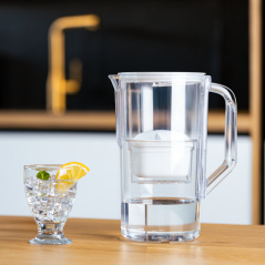 Dzbanek filtrujący Wessper D1 Solid 2,8 l biały z filtrem Aquamax