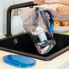 Dzbanek filtrujący Wessper D3 Slim  2,7 l niebieski z filtrem Aquaclassic