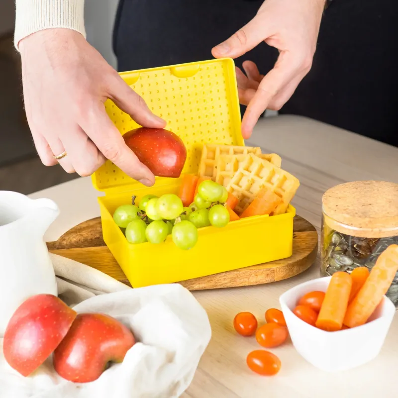 Lunch box dla dzieci Wessper Til Til żółty 1,27 l