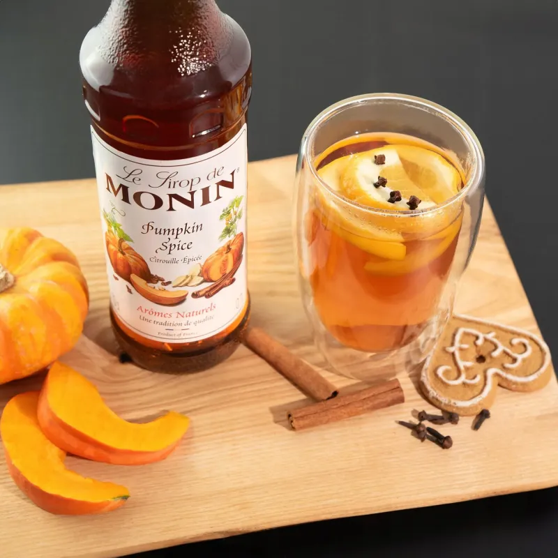 Syrop Monin Pumpkin Spice o smaku korzenno-dyniowym 700 ml