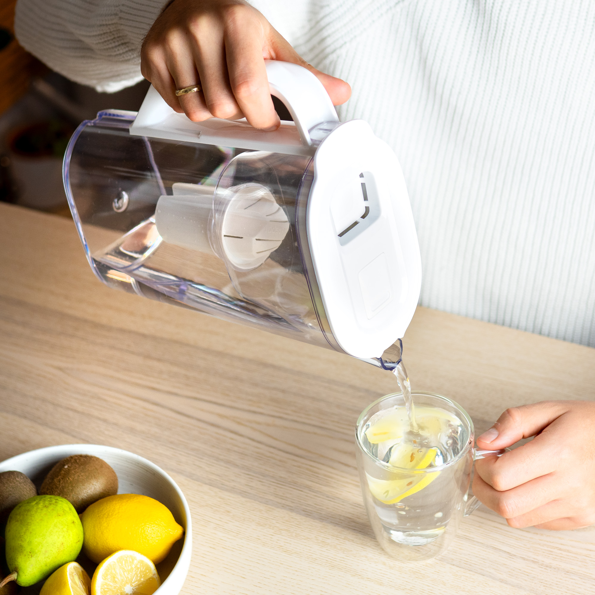 Dzbanek filtrujący do lodówki Wessper D3 Slim FutureFlow 2,7 l biały